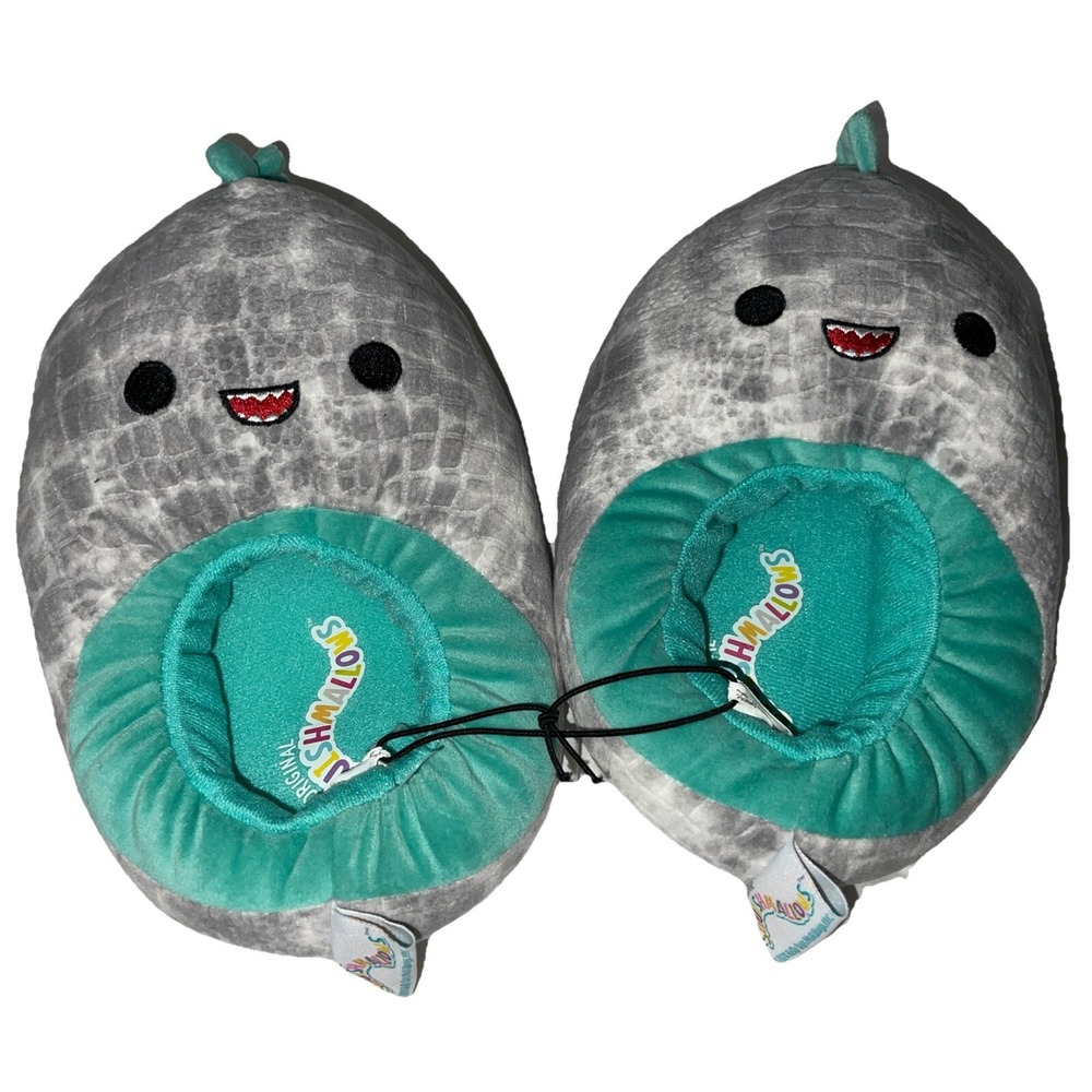 Squishmallows Chuey Dino slippers Big kids size 4/5 House Shoes , 9.5" Long New